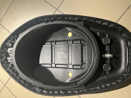 Сиденье Yamaha