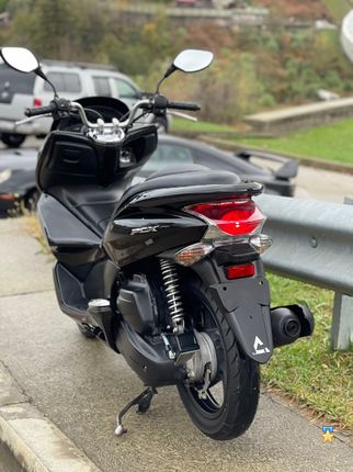 Honda PCX 125см3